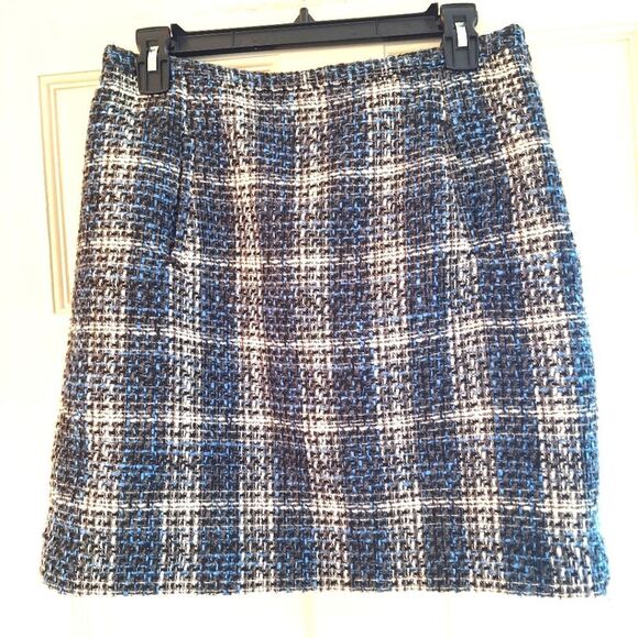 Loft Boucle Pencil Skirt Plaid Tweed Pockets Lined Size 8 Petite Blue Silver - Picture 9 of 12